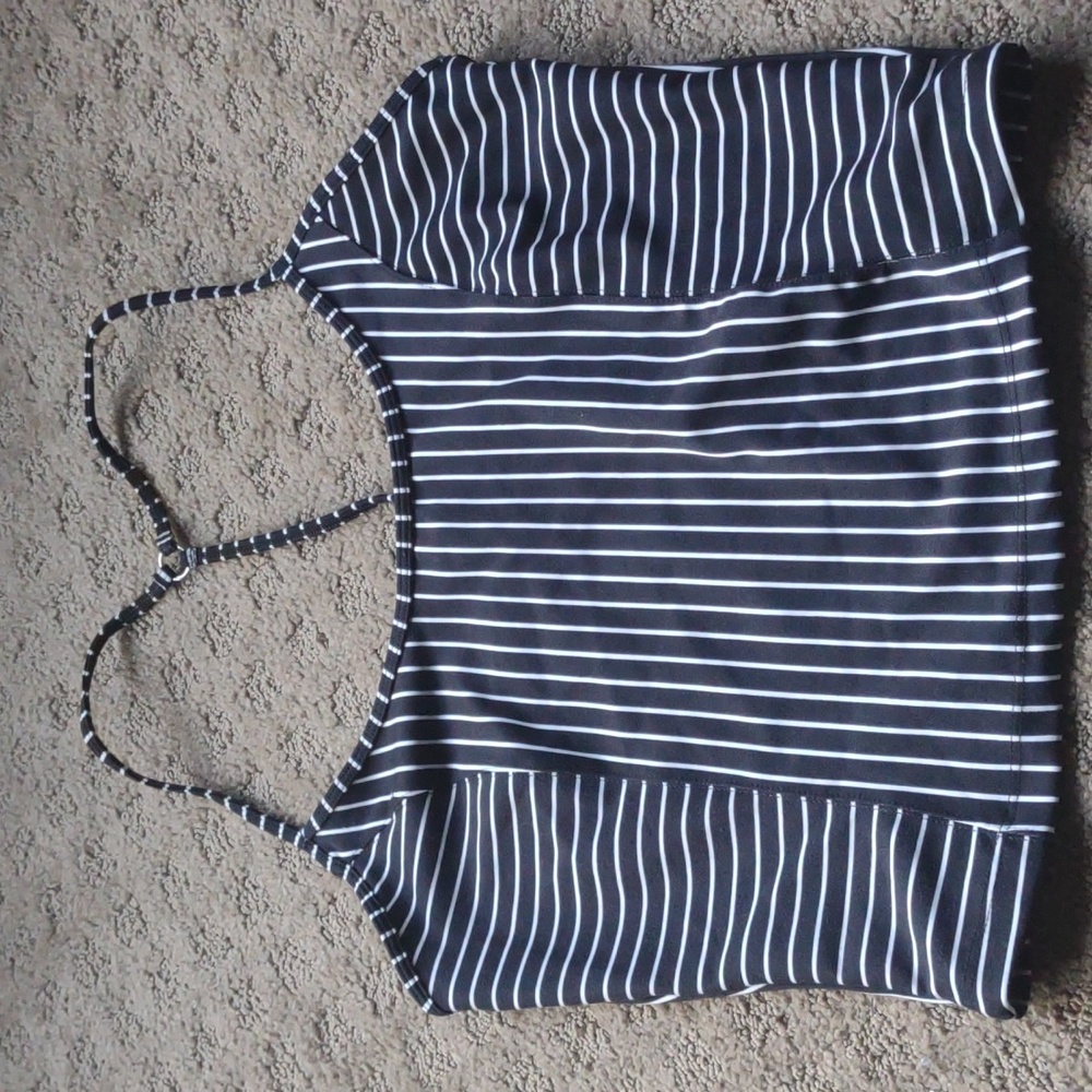 Victoria Secret large tank top spring summer top black white stripes workout 🖤